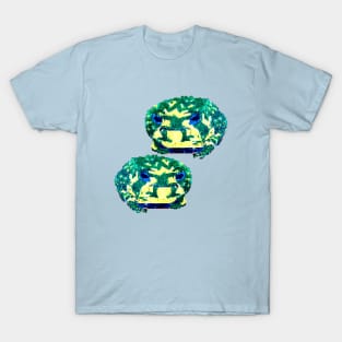 Pixel frogs r watching you T-Shirt